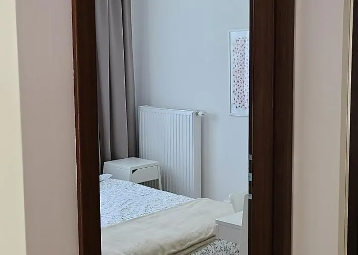 Apartman Lovely One-bedroom With Patio Free Parking