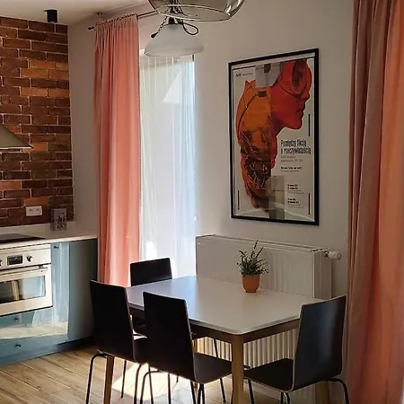 Lovely One-bedroom With Patio Free Parking Lejlighed *